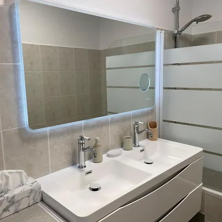 Apartment Premium - Le Voltaire *